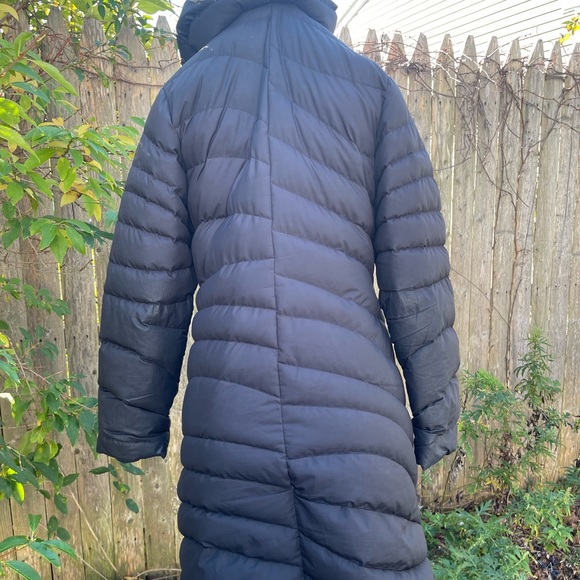 Patagonia downtown loft down hooded parka for women - Picture 4 of 9